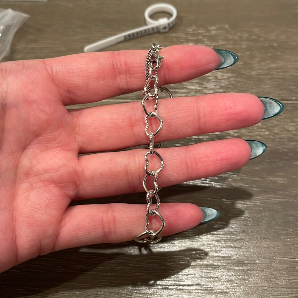 JAMES AVERY CONNECTED HEART CHARM BRACELET